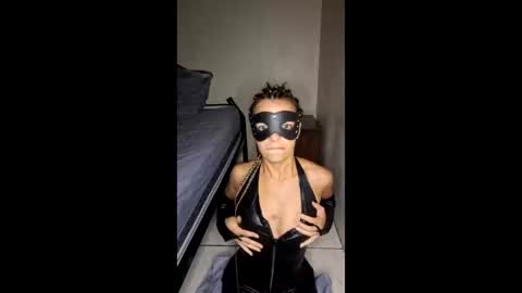 throat supreme online show from January 11, 2026, 10:20 am