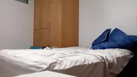 Snapshot of thumper8x6 chatting on February 14, 2026, 6:21 am the toyboy online show from February 14, 2026, 6:21 am