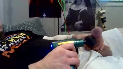 thunder8u42 online show from November 11, 2025, 11:16 pm