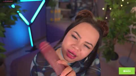 Brittney online show from December 18, 2025, 8:31 am