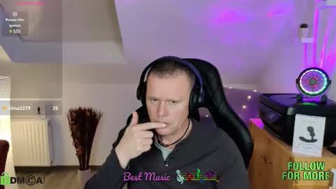        Follow me Sgame por favor  online show from February 15, 2025, 12:26 am