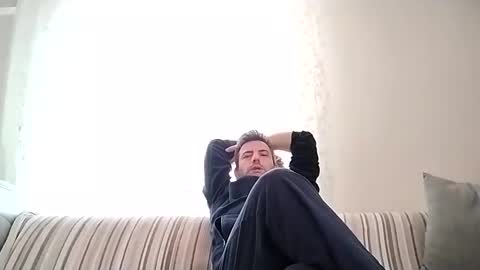 Snapshot of thunderbolts10 chatting on October 30, 2025, 8:38 am thunderbolts10 online show from October 30, 2025, 8:38 am