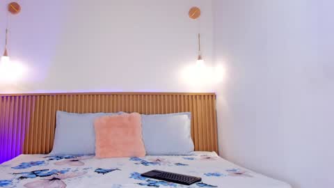 THYARE online show from December 14, 2024, 7:46 pm