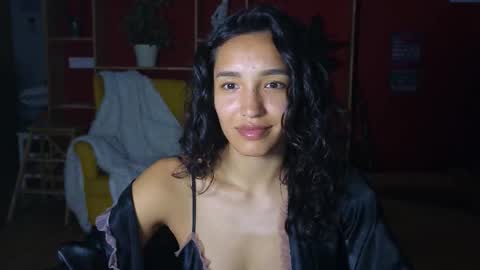 tia_j online show from October 28, 2025, 7:05 pm