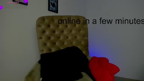 Snapshot of tiago_hannah chatting on July 8, 2026, 8:52 am carolina online show from July 8, 2026, 8:52 am