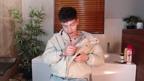 Tiam Muller online show from January 13, 2026, 3:34 am