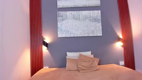 Snapshot of tiana_glow chatting on December 2, 2024, 12:19 am tihana online show from December 2, 2024, 12:19 am