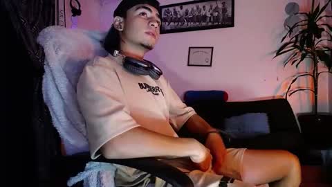 TIAN online show from April 8, 2026, 2:44 am