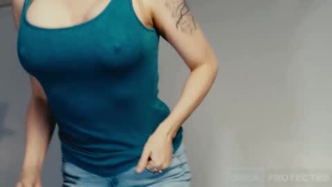 TIANNA online show from November 23, 2025, 9:03 pm