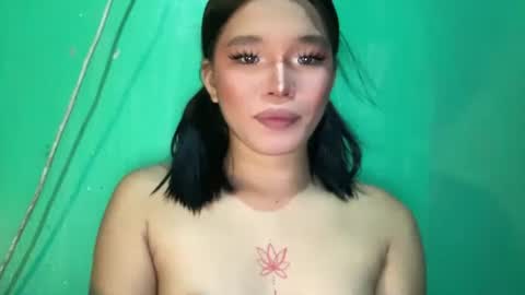 Ms. Tiara online show from May 27, 2026, 3:25 am