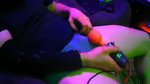 ticklemypickle67 online show from April 2, 2026, 6:33 am