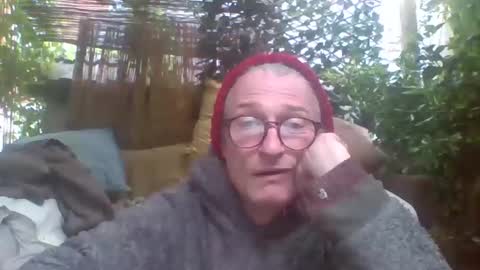 tiddles12345 online show from June 7, 2026, 4:33 pm