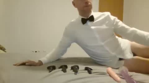 Snapshot of tieboy1991 chatting on December 7, 2024, 10:06 pm tieboy1991 online show from December 7, 2024, 10:06 pm