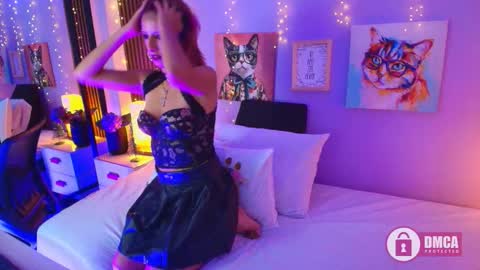Stefany online show from December 1, 2025, 8:47 pm