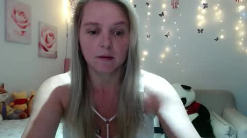 Snapshot of tifanycoopers chatting on March 12, 2026, 11:16 am Tifany online show from March 12, 2026, 11:16 am