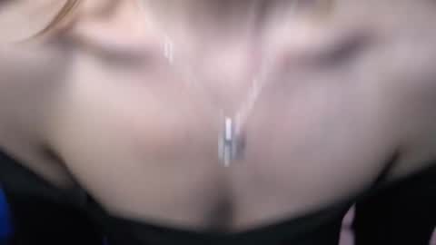 Tiffany online show from November 3, 2025, 9:05 pm