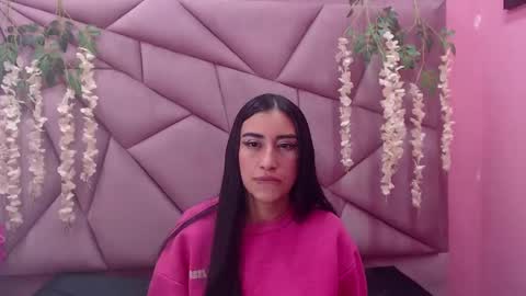 Snapshot of tiffani_hott_ chatting on January 26, 2025, 7:53 am TIFANI online show from January 26, 2025, 7:53 am