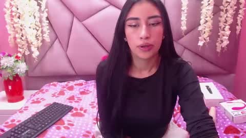 Snapshot of tiffani_hott_ chatting on February 6, 2025, 2:55 am TIFANI online show from February 6, 2025, 2:55 am