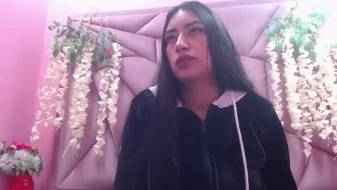 Snapshot of tiffani_hott_ chatting on February 15, 2025, 3:09 am TIFANI online show from February 15, 2025, 3:09 am