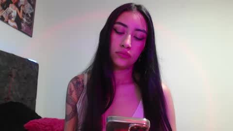 Snapshot of tiffani_hott_ chatting on September 12, 2025, 3:06 am TIFANI online show from September 12, 2025, 3:06 am