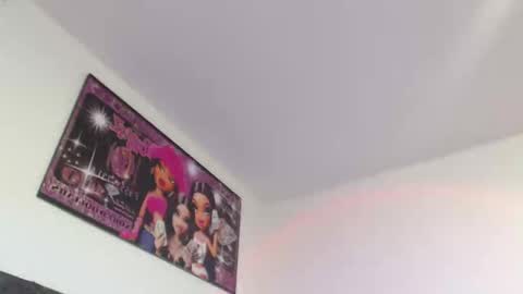 Snapshot of tiffani_hott_ chatting on September 21, 2025, 1:40 am TIFANI online show from September 21, 2025, 1:40 am