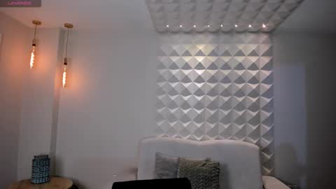 Tiffanny Sins online show from March 14, 2026, 3:23 am