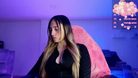 Tiffany Bela online show from October 3, 2025, 11:13 pm