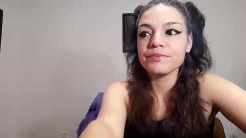 Tiffany online show from February 26, 2025, 9:16 pm