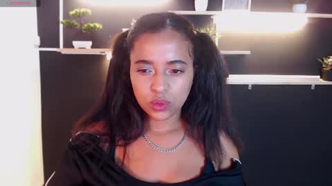 tiffany_cokie online show from June 18, 2026, 1:59 pm