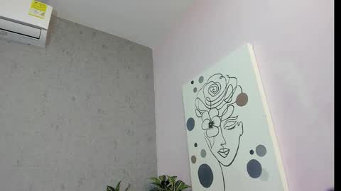 Snapshot of tiffany_mendez chatting on February 23, 2026, 12:02 pm tiffany_mendez online show from February 23, 2026, 12:02 pm