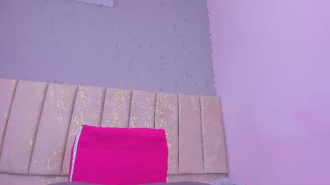 Snapshot of tiffany_mendez chatting on July 17, 2026, 12:01 pm tiffany_mendez online show from July 17, 2026, 12:01 pm