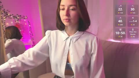 tiffany_robinson online show from March 23, 2026, 3:10 am