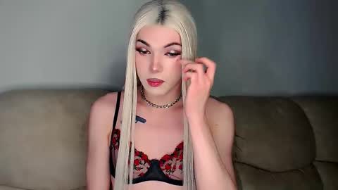 Snapshot of tiffany_smitch chatting on November 1, 2025, 3:08 am Tif online show from November 1, 2025, 3:08 am