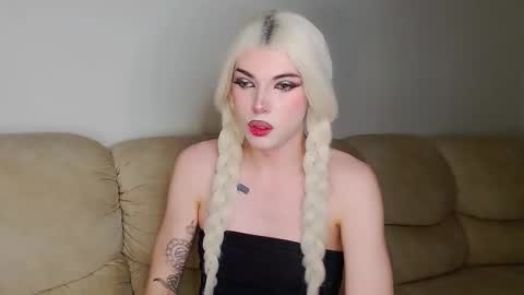 Snapshot of tiffany_smitch chatting on January 8, 2026, 12:13 am Tif online show from January 8, 2026, 12:13 am