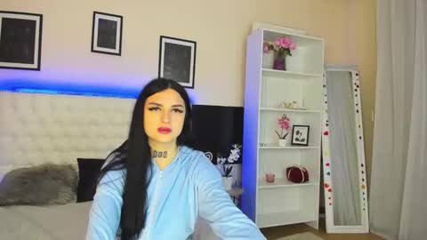 Snapshot of tiffanyhhotx chatting on March 25, 2026, 1:50 pm Tiffani online show from March 25, 2026, 1:50 pm