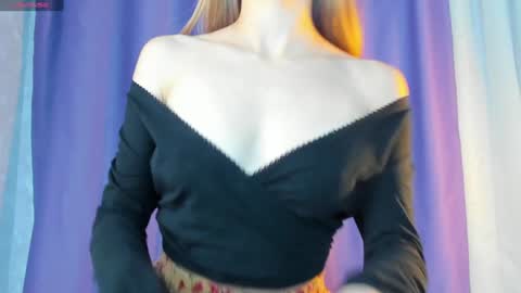 Tiffany online show from December 10, 2024, 2:39 pm