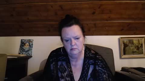 Snapshot of tiffanymature chatting on July 23, 2026, 9:24 pm TiffanyMature online show from July 23, 2026, 9:24 pm