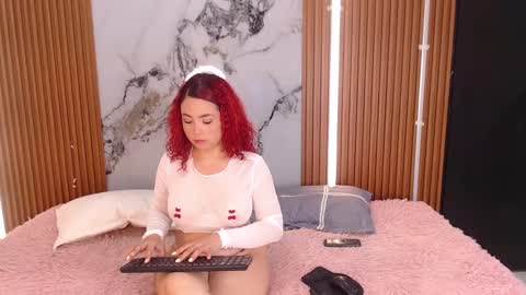 Stefanny Hill  online show from September 13, 2025, 3:17 am
