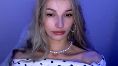 Ask me online show from May 10, 2026, 11:10 pm