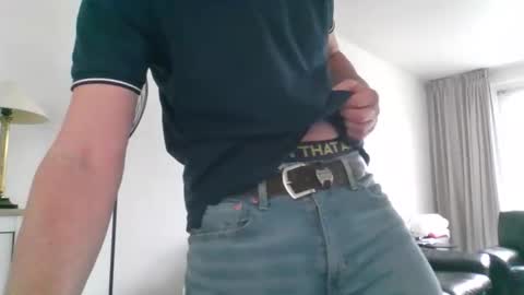 tigerjow941808 online show from February 13, 2026, 9:49 am