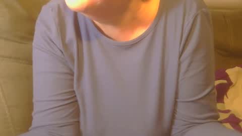 Snapshot of tight_kitty55 chatting on January 30, 2025, 8:10 pm tight Kitty55 online show from January 30, 2025, 8:10 pm