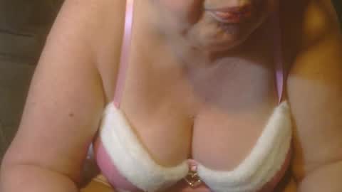 Snapshot of tight_kitty55 chatting on February 3, 2025, 2:24 pm tight Kitty55 online show from February 3, 2025, 2:24 pm