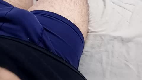 Snapshot of tightsmanuk91 chatting on February 19, 2026, 10:22 am Tightsmaleuk.pantyhosehairymale online show from February 19, 2026, 10:22 am