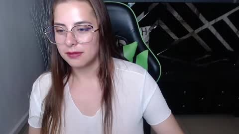 Tiina  online show from February 7, 2025, 10:52 pm