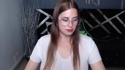 Tiina  online show from February 8, 2025, 1:54 am