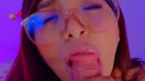 Tila Tequila online show from December 14, 2024, 6:24 am