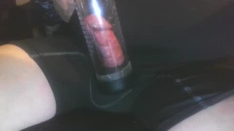 tim0926 online show from October 23, 2025, 3:17 am