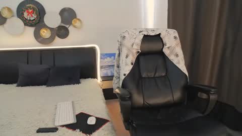 Snapshot of tim_mart chatting on January 5, 2025, 9:48 am ask me online show from January 5, 2025, 9:48 am