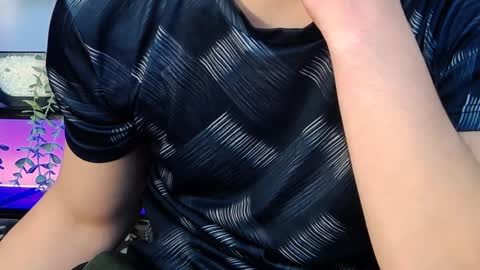 Snapshot of tim_mart chatting on January 17, 2025, 7:49 pm ask me online show from January 17, 2025, 7:49 pm