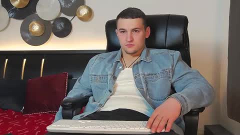 Snapshot of tim_mart chatting on February 2, 2025, 4:43 pm ask me online show from February 2, 2025, 4:43 pm